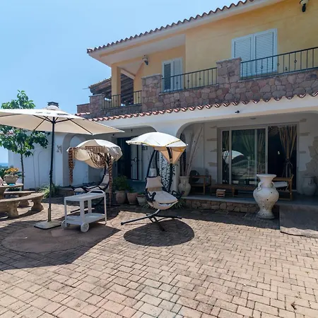 Il Rifugio Sul Mare Con Piscina Budoni